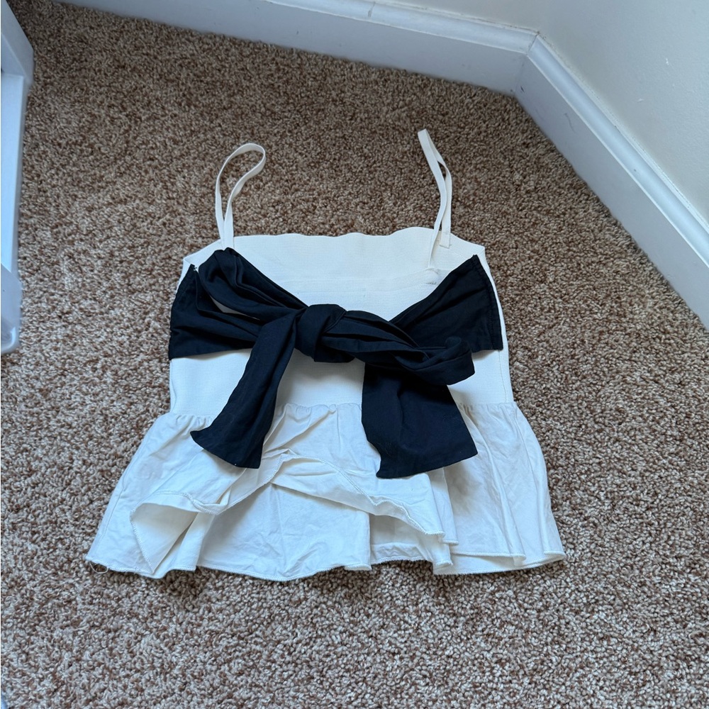 Zara bow top Elegant Black and White Women's Top